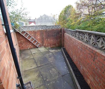2 bedroom terraced house to rent - Photo 6
