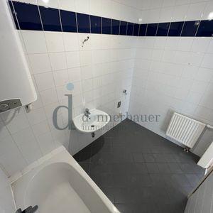 2-Zimmer-Dachgeschosswohnung, nähe Gänserndorf! - Foto 2