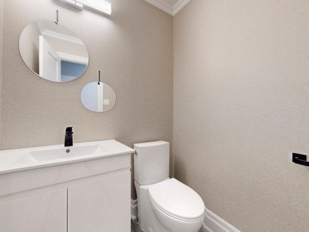 For Lease - 19 Timpson Drive, Aurora, Ontario - Photo 5