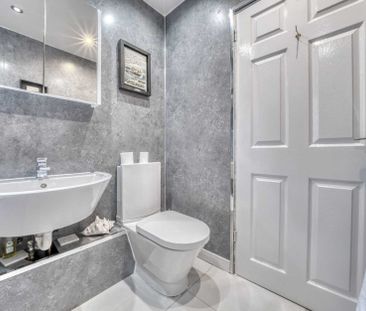 Price £895 pcm - Available Now - Unfurnished - Photo 4