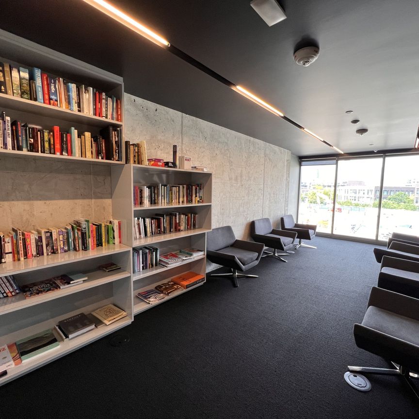 For Lease - 170 Bayview Avenue Unit# 2504, Toronto, Ontario - Photo 1