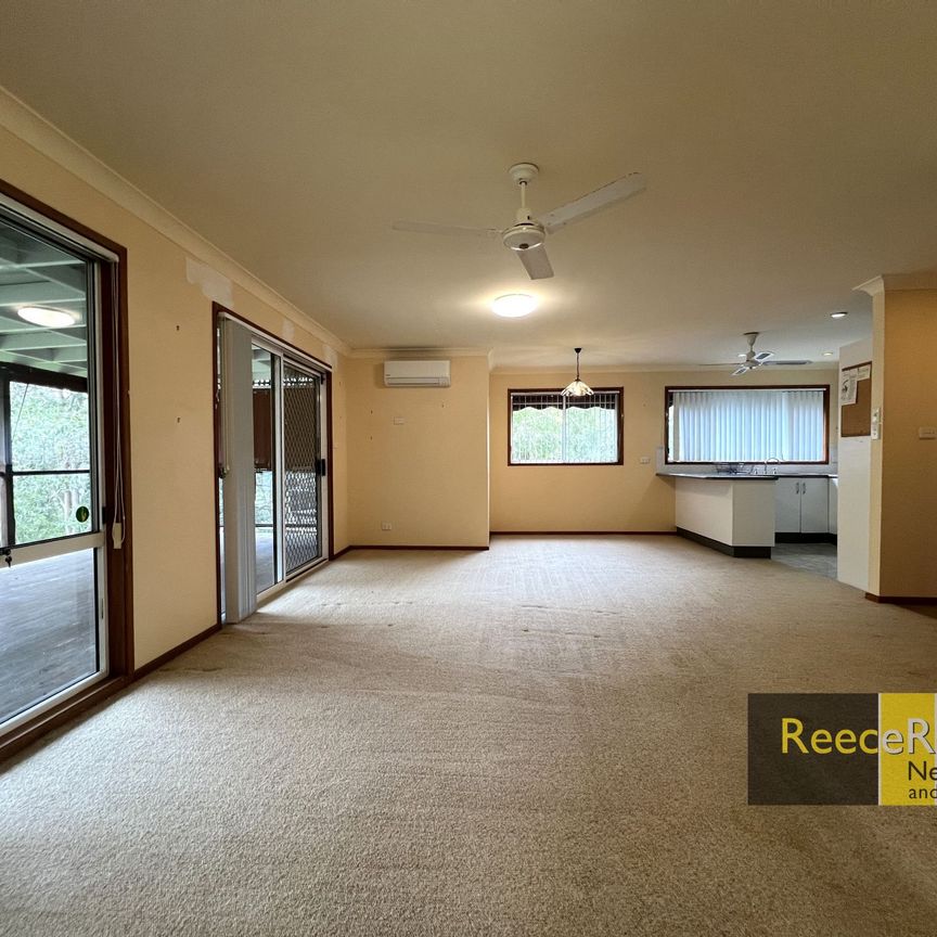 37 Long Crescent, Shortland - Photo 1