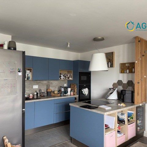 Appartement T3 Meublé - 63.78 m² - 3ème étage avec Ascenseur - Photo 1