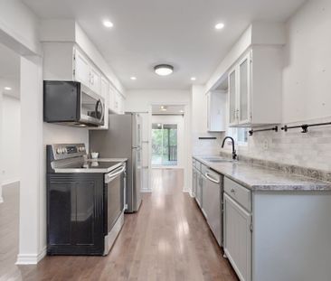 For Lease - 74 Trothen Circle, Markham, Ontario - Photo 3