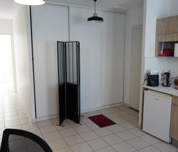Location Appartement 2 pièces 37m² L ISLE JOURDAIN 32600 - Photo 6