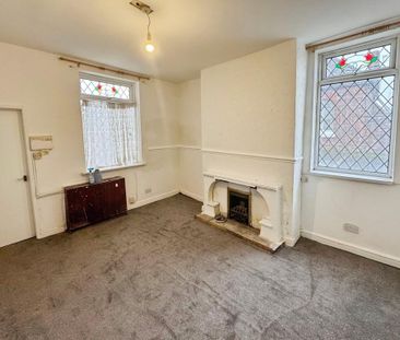 3 bedroom end of terrace house to rent - Photo 4