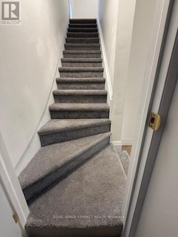 24 Ashley Street – Hamilton, Ontario - Photo 3