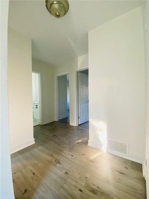 For Lease - 1379 Freeport (Main) Drive, Mississauga, Ontario - Photo 1