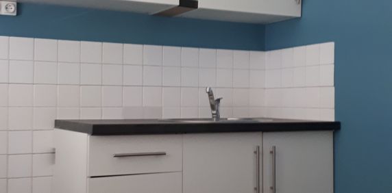 Location Appartement 2 pièces 50m² LE MANS 72000 - Photo 2