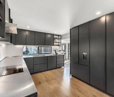 Family Home for Rent – Orakei Basin / Remuera - Photo 4