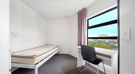 2 Bedroom Apartment - Great Location - Photo 4