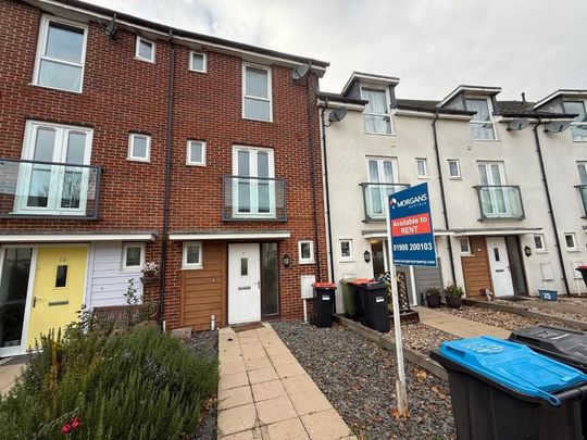 3 bedroom terraced house to rent - Photo 1