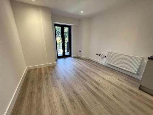 1 bedroom flat to rent - Photo 1