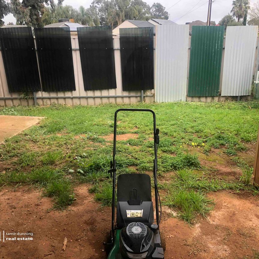 35a Jersey Avenue, Brahma Lodge SA 5109 - House For Rent - $515 | Domain - Photo 1