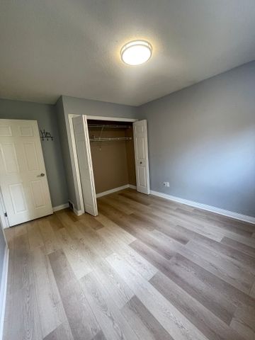 For Lease - 917 LAWSON Road, London North, Ontario - Photo 5