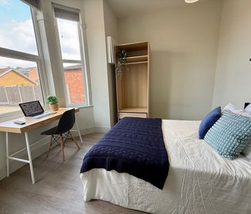 2 bed Apartment for Rent - Photo 5