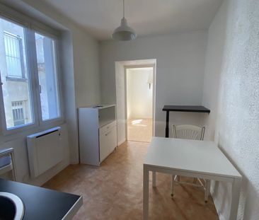 Location Appartement 2 pièces 26m² GRENOBLE 38000 - Photo 1