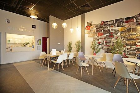 Studio to rent - Photo 2