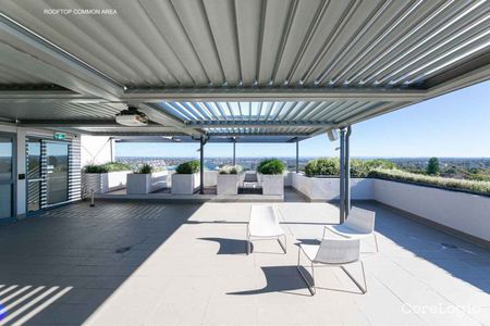 209/245 Pacific Highway North Sydney - Photo 4