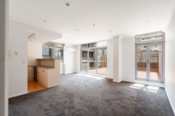 60B/2-8 Brisbane Street, Surry Hills NSW 2010 - Apartment For Rent | Domain - Photo 1