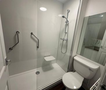 1 Bedroom Apartment To Let - Photo 4