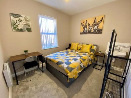 University Street, Room 7, ROOM 4 ONLY All Bills Included, Belfast, BT7 1FZ - Photo 5