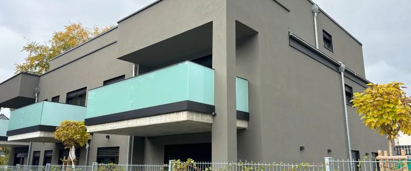 NEUBAU: Exklusive 3-Zimmer-Wohnung mit Balkon in Refrath - Foto 1