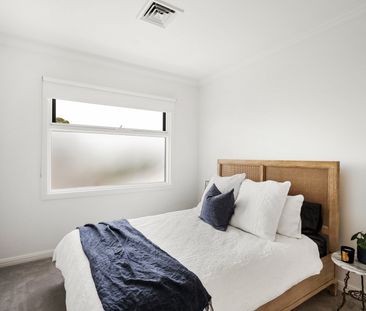 ELEGANT BEACHSIDE LIVING - Photo 1