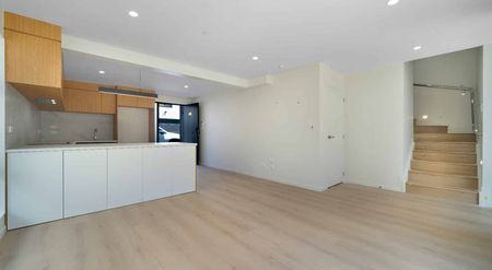 7/16 Hewlett Road, Massey - Photo 2