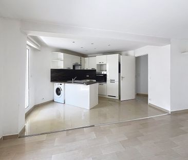 Location Appartement 4 pièces 84m² MOUGINS 06250 - Photo 6