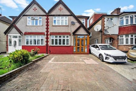 Room 5, Courthope Road, UB6 - Photo 3