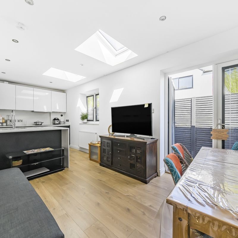 Traps Lane, New Malden, KT3 - Photo 1