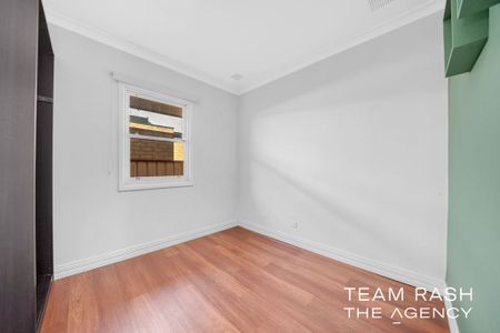 Modern Family Home in Prime Cloverdale - Photo 4