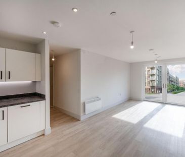 3 bedroom apartment to rent - Photo 1