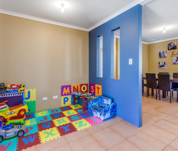 5 Hastie Close, Brookdale WA 6112 - House For Rent - $600 | Domain - Photo 1