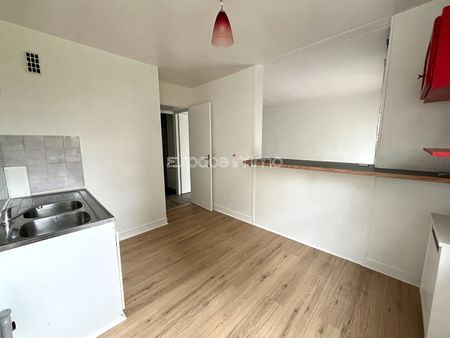 Appartement rénové - Résidence les Bruyères - 3 pièces - 55,09 m2 - Photo 4