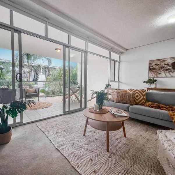 Resort living at Rightbank Apartments - Photo 1