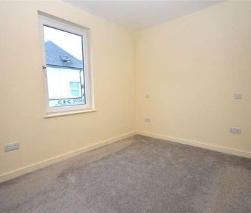 Cambria Bridge Road, Swindon, Wiltshire, SN1 - Photo 3