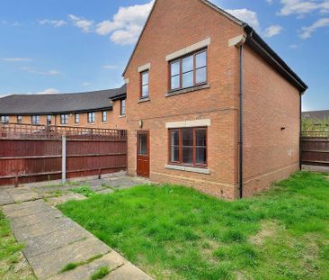 3 bedroom link detached house to rent - Photo 1