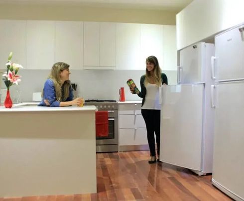 North Sydney - Photo 1