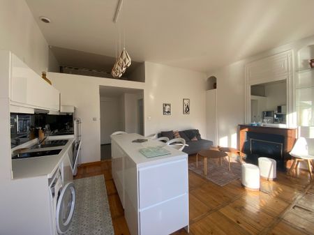 Location Appartement 2 pièces 42m² LYON 1er - Photo 2
