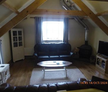 2 bedroom cottage to rent - Photo 1