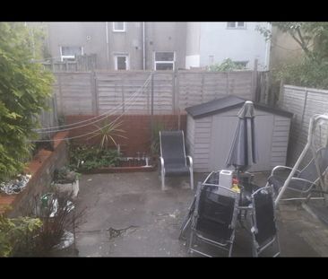 Room in a Shared House, Campbell St, BS2 - Photo 4