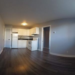1 CH - 1 SDB - Québec - $876 /mo - Photo 2