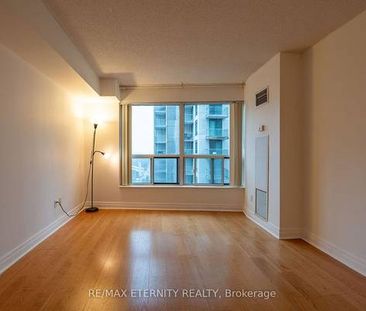 Yonge/Sheppard Bright +Spacious 1Bdrm Freshly Painted 9Ft Ceilings - Photo 3