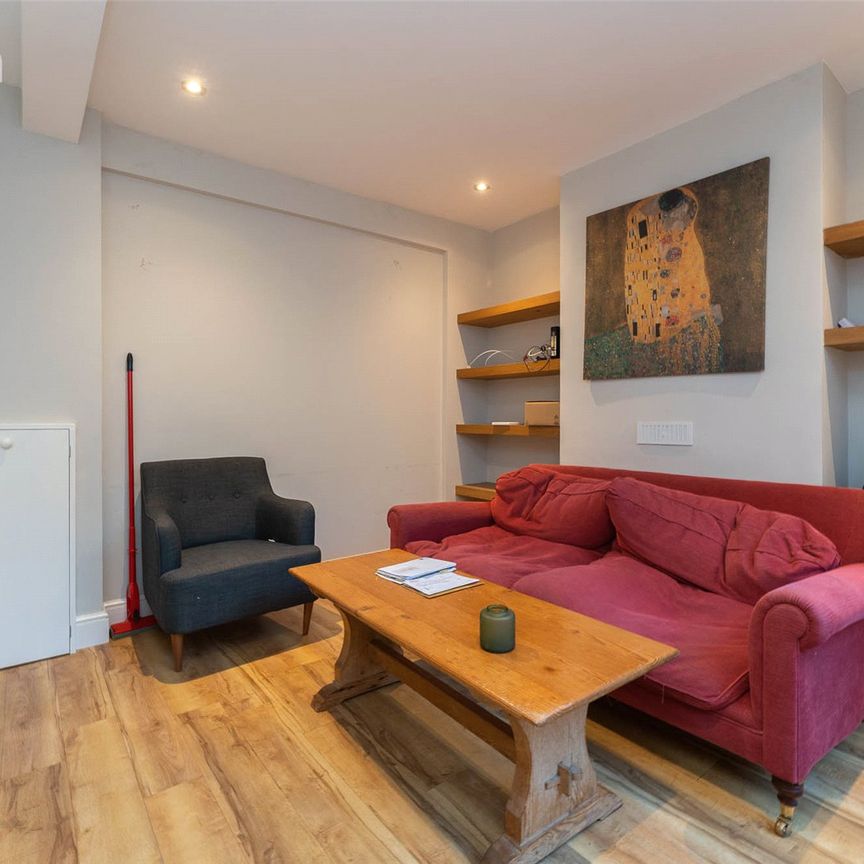 3 bedroom terraced house to rent - Photo 1