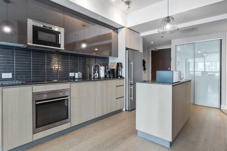 199 Slater Street - 1001 - Photo 3