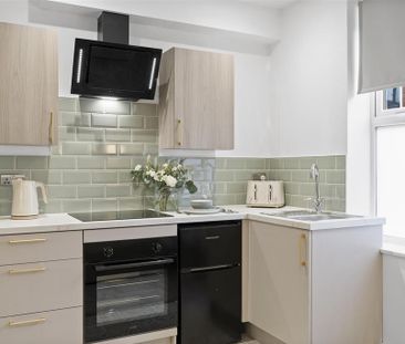 Studio to rent - Photo 2