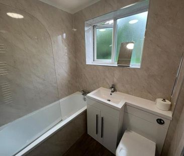 Studio to rent - Photo 6