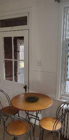 Grand 3 1/2, semi-meublé, Montcalm / St-Sacrement, libre 1 mai - Photo 1